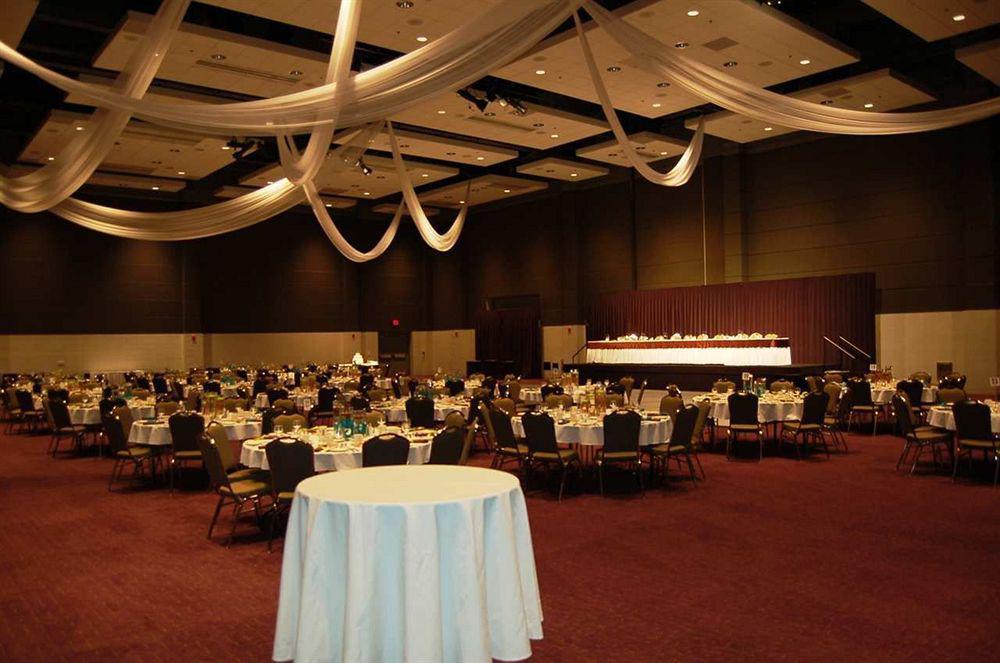 Hilton Fort Wayne At The Grand Wayne Convention Center (Adults Only) Negócio foto