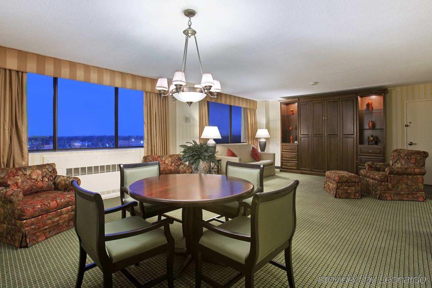 Hilton Fort Wayne At The Grand Wayne Convention Center (Adults Only) Quarto foto